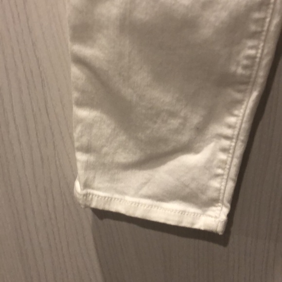 Maternity NWT band Maternity White Jeans Size 6 / 27 - Picture 2 of 7